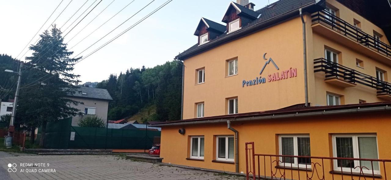 Salatin Hotell Ruzomberok Eksteriør bilde